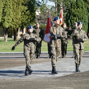 Ślubowanie i wizyta Ministra Obrony Narodowej w Miejscu Piastowym  [wideo z TVP, innych telewizji, materiały prasowe i liczne zdjęcia]