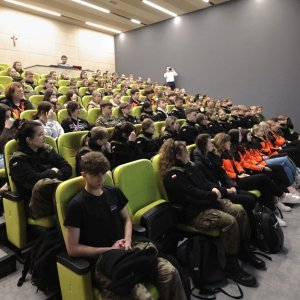 „Fejkoodporni”  w naszej szkole - konferencja Ministerstwa Obrony Narodowej nt. zagrożeń cybernetycznych