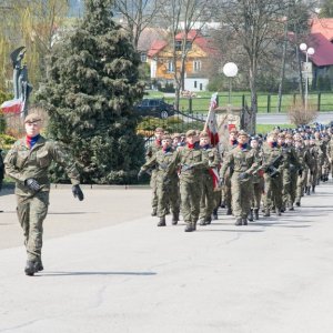 Ślubowanie klas mundurowych w MZSP – uroczyście