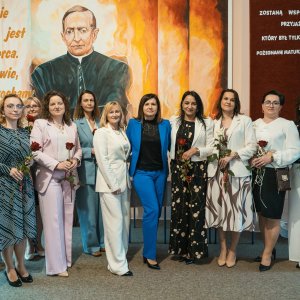 Maturzyści pożegnali szkołę. Uroczystość pełna emocji i wspomnień