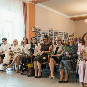 Maturzyści pożegnali szkołę. Uroczystość pełna emocji i wspomnień