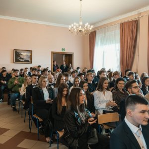 Maturzyści pożegnali szkołę. Uroczystość pełna emocji i wspomnień