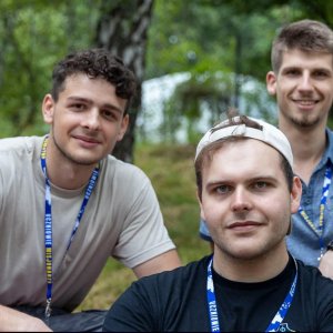 Ciekawy czas wakacji uczniów MZSP – podróże, służba i pamięć
